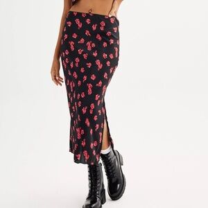 Juniors Black Plisse Midi Skirt